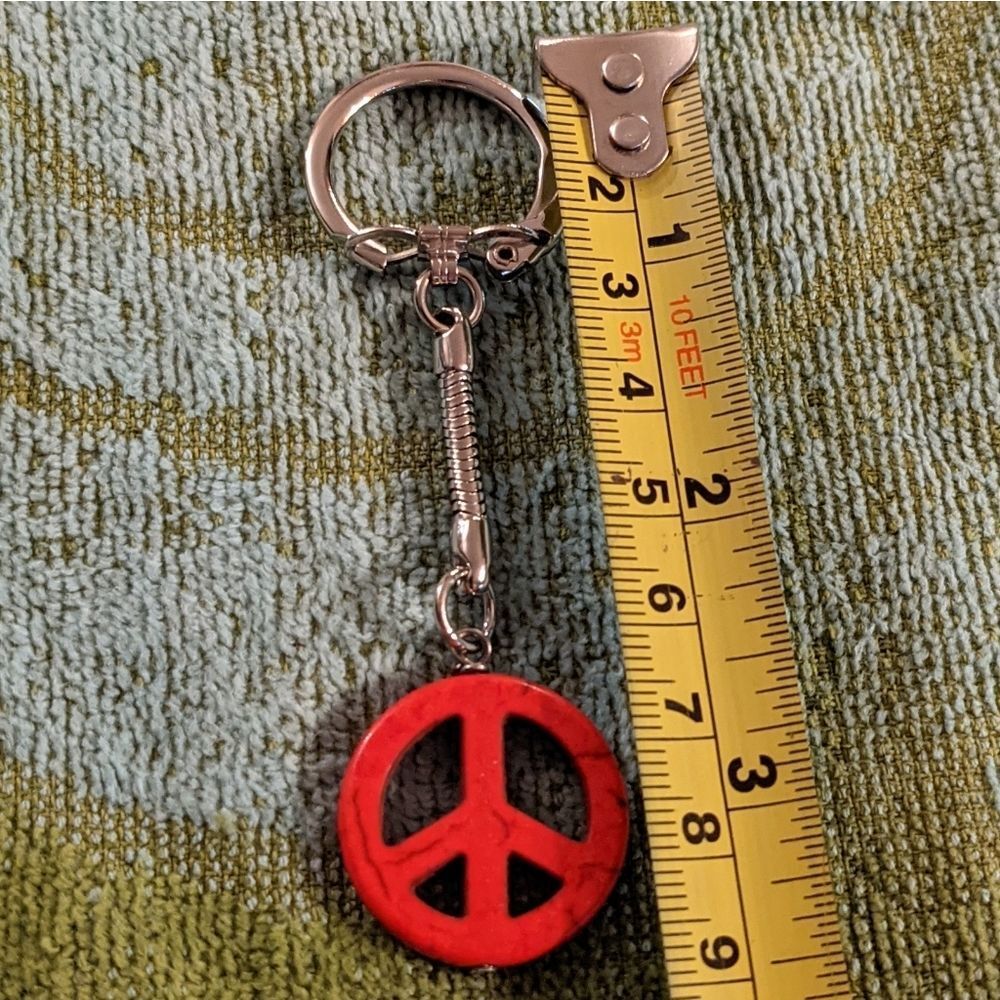 Red Dyed Howlite ☮️ Peace✌️Sign Keychain - Picture 4 of 10